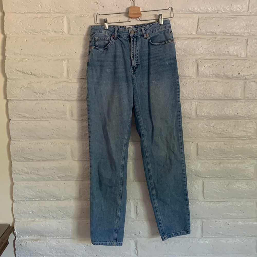 BDG Urban Outfitters Mom Jeans